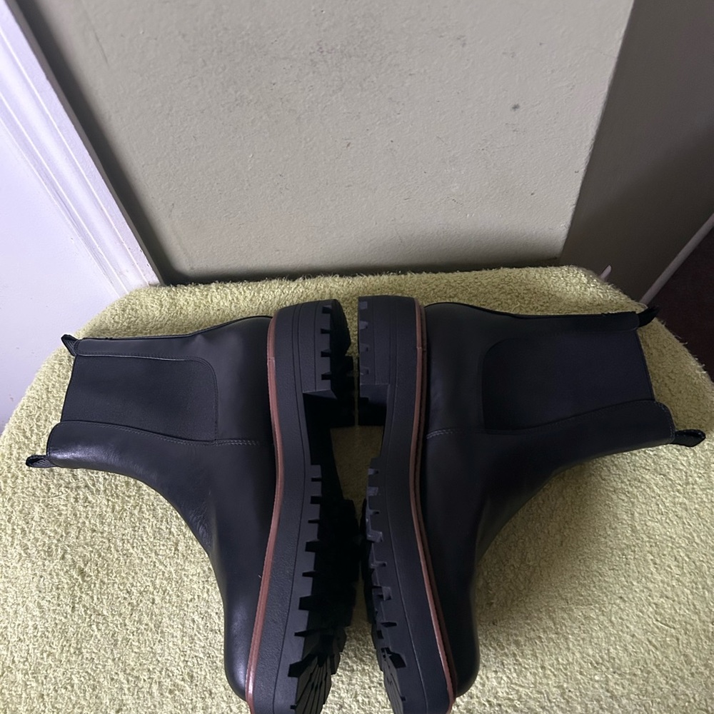 NWOB Sam Edelman Black Leather Ankle Boots Sz 8.5 - Picture 10 of 14